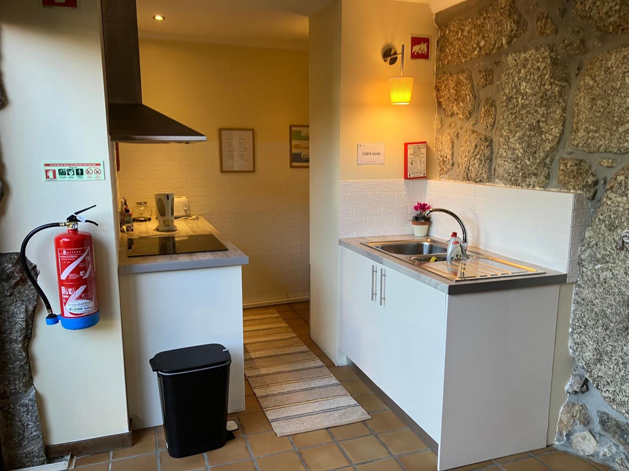 Bergui Guesthouse - Em Guimaraes Desde 2017 Extérieur photo