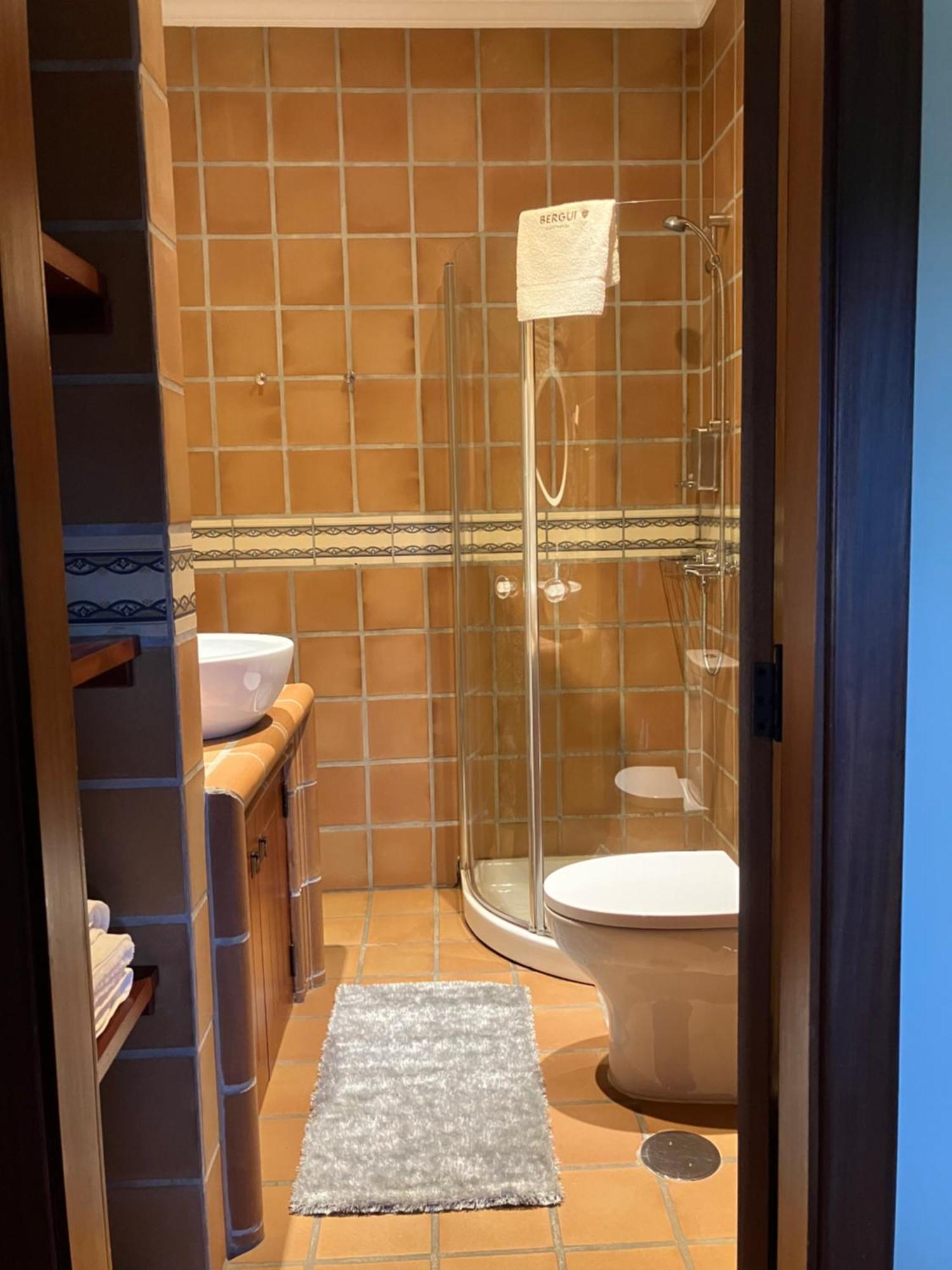 Bergui Guesthouse - Em Guimaraes Desde 2017 Extérieur photo